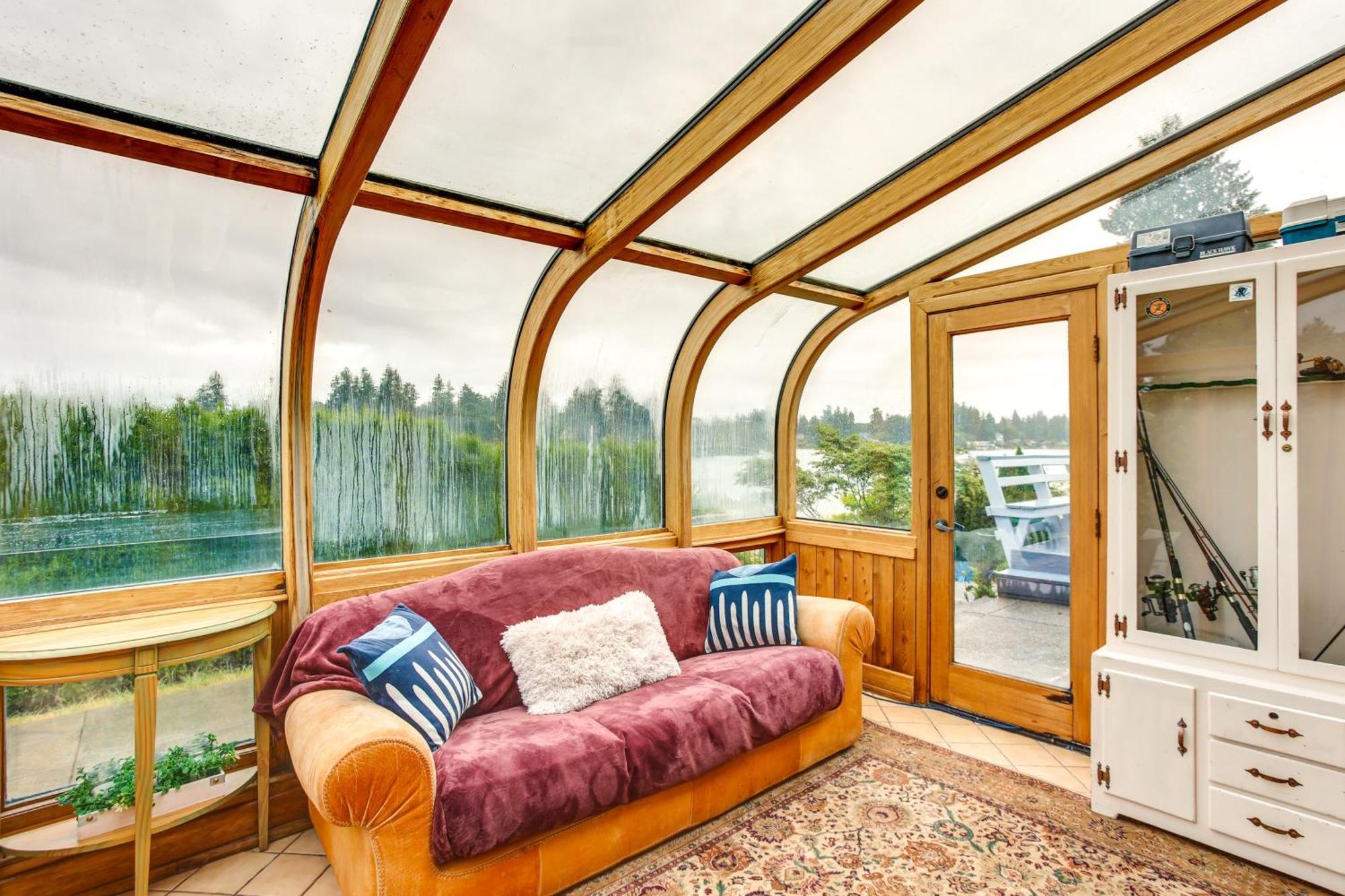Tacoma Home On Steilacoom Lake With Dock! Εξωτερικό φωτογραφία