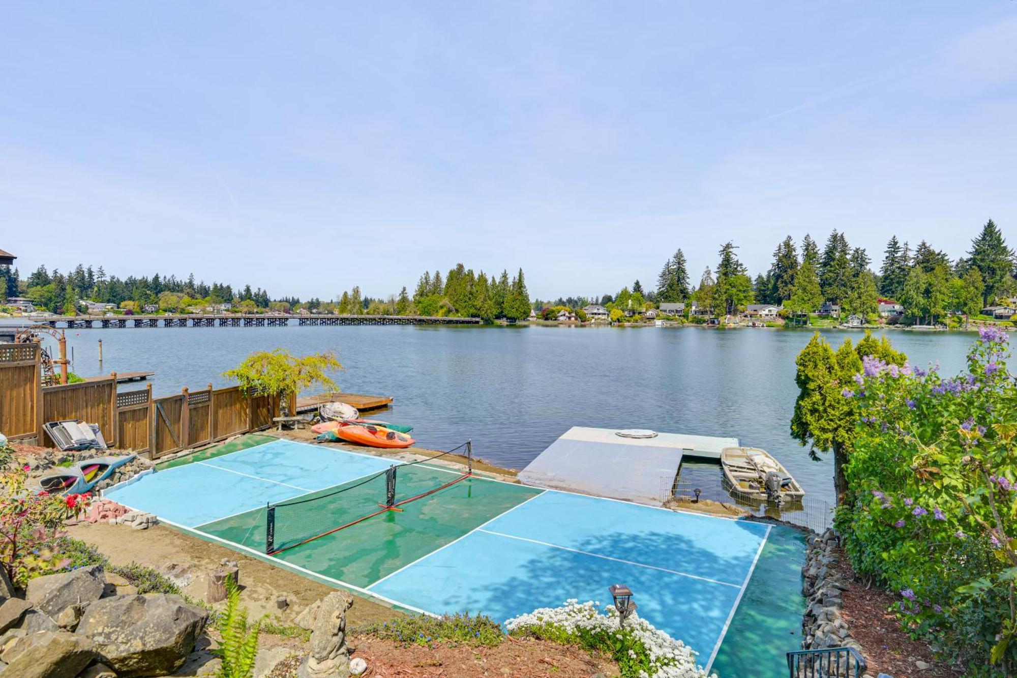 Tacoma Home On Steilacoom Lake With Dock! Εξωτερικό φωτογραφία