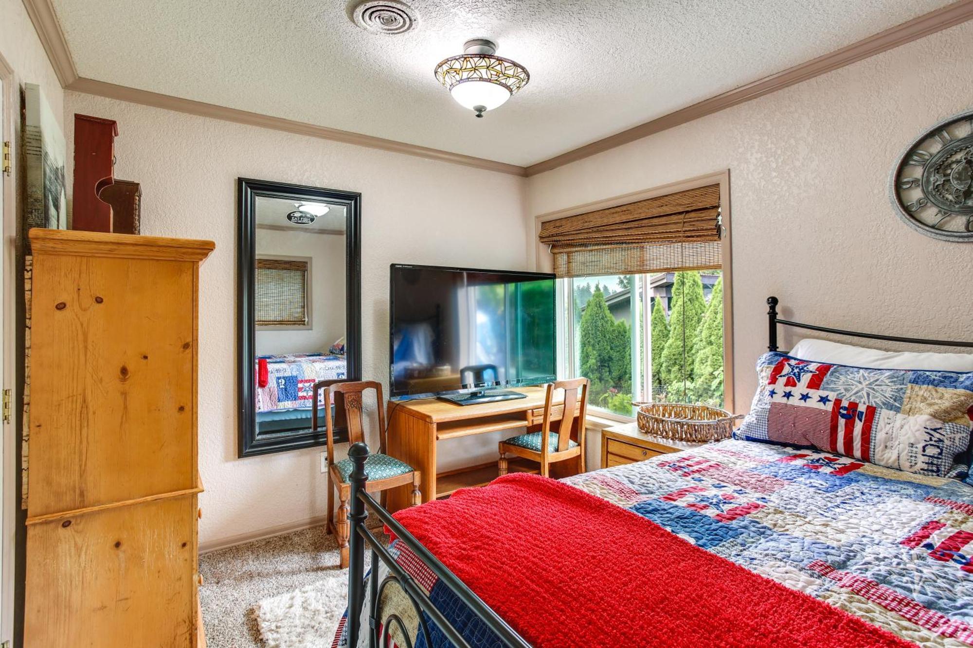 Tacoma Home On Steilacoom Lake With Dock! Εξωτερικό φωτογραφία